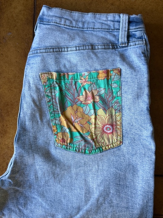 wild fable Distressed Light Blue Straight Jeans with Floral Back Pockets - Picture 4 of 8